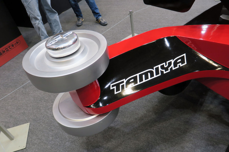 タミヤ エアロアバンテADVANカラー