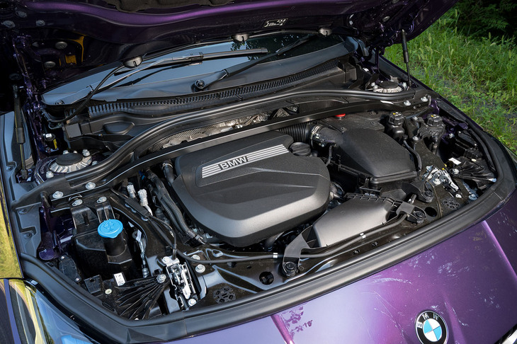 2リッターディーゼルのB47ユニットは単体で最高出力150PSを発生。マイルドハイブリッドのモーターも合わせたシステム全体では163PSを生み出す。