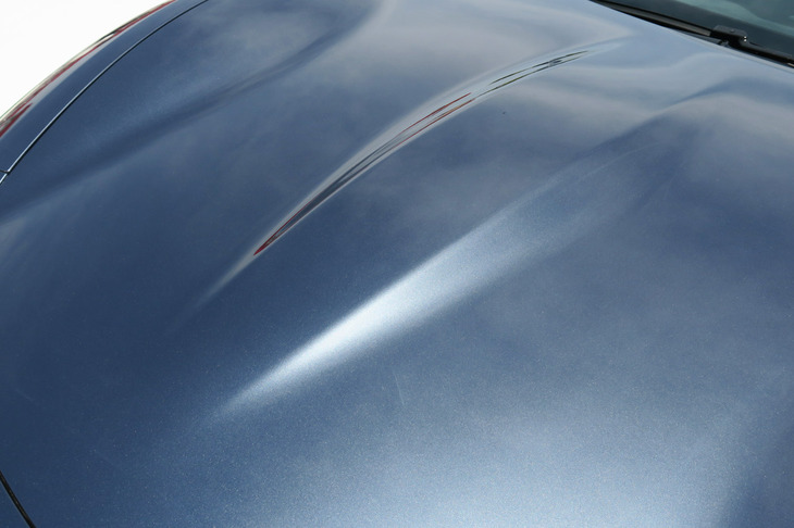 フェラーリ・ローマ スパイダー（ボンネット）