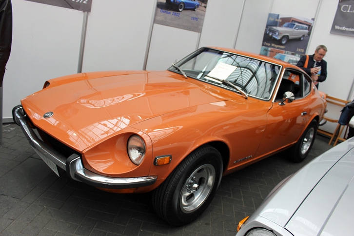 ガレリアに展示されていた1971年型「240Z」。価格は2万2500ユーロ（263万2500円）。