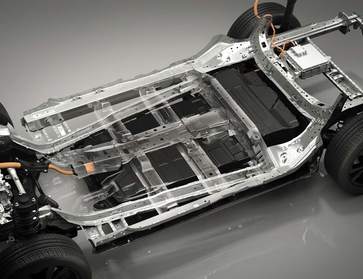 バッテリーパックとフレームが強固に結合したe-TPVのシャシー。これにより、車体の低重心化とボディー剛性の強化が図られている。