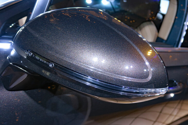 ベントレー・フライングスパー ハイブリッド（ドアミラー）