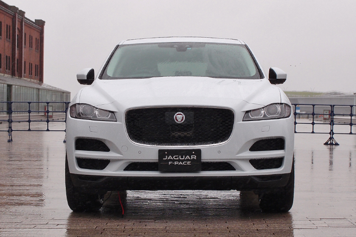 Fペース 20d プレステージ