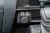 センタークラスターに備わるUSB Type-Cポート。助手席側のグローブボックス内には、Type-Aのポートも備わっている。