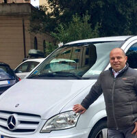 わが街シエナの観光ハイヤー運転手、マッシミリアーノ・モーリ氏。