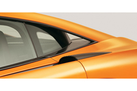 「マクラーレン570Sクーペ」
    