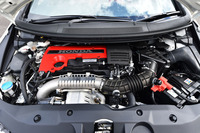 310psと40.8kgmを生み出す新型2リッター直4ターボエンジン。