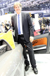 ベルトーネのデザインディレクター、マイケル・ロビンソン。