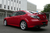 新型「マツダ・アテンザ」に後方接近車両の警報システム採用の画像