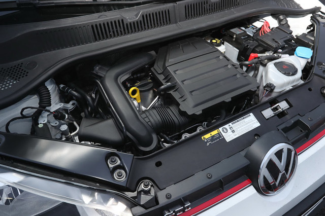 フォルクスワーゲンup Gti Ff 6mt 海外試乗記 ホットハッチの正道を歩む Webcg