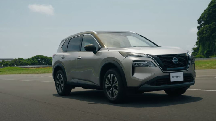 日産エクストレイルG e-4ORCE