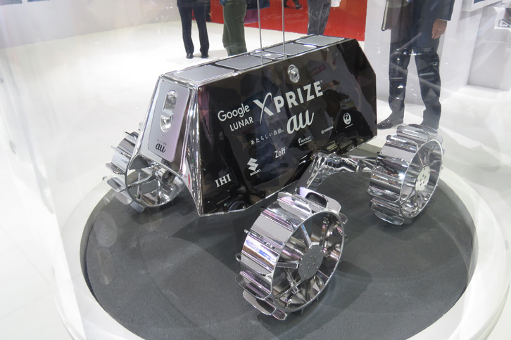 第45回東京モーターショーのスズキブースの様子。