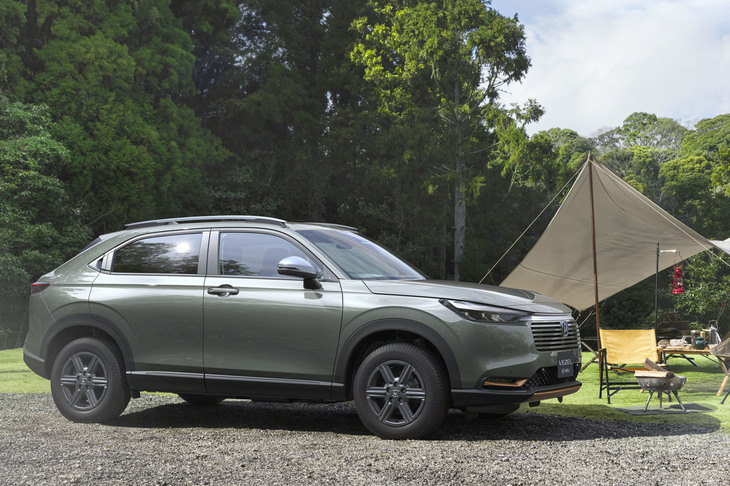 新たに設定された「e：HEV X HuNT（ハント）パッケージ」。「都市も自然もアクティブに楽しむ」をテーマに、専用の内外装を採用している。