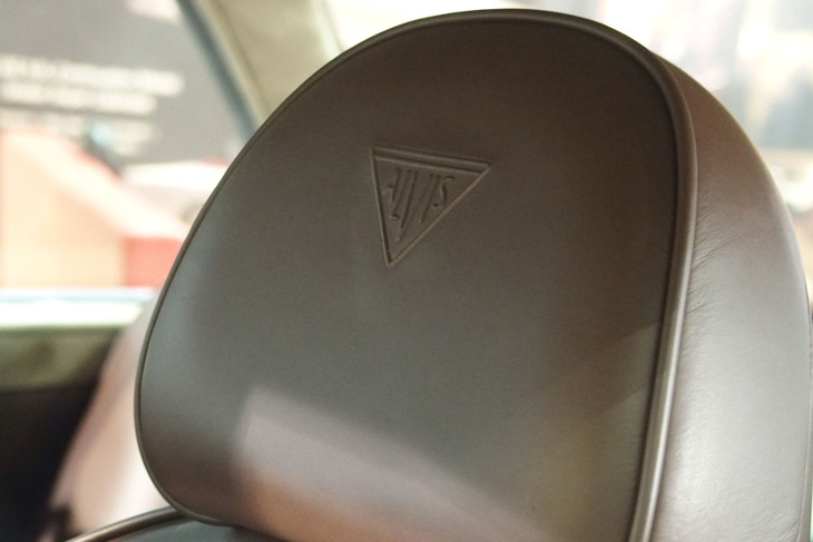 アルヴィス3リッター グラバー スーパークーペ（コンティニュエーションモデル）