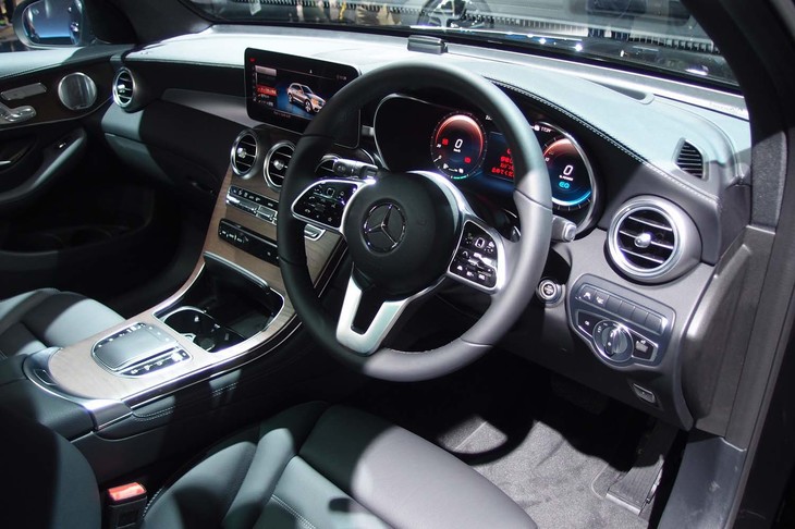 メルセデス・ベンツGLC F-CELL（コックピット周辺部）