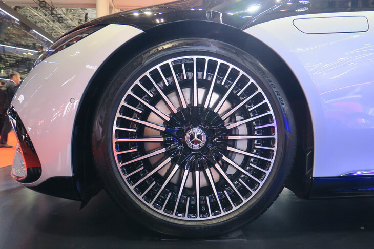 メルセデス・ベンツEGS 450＋