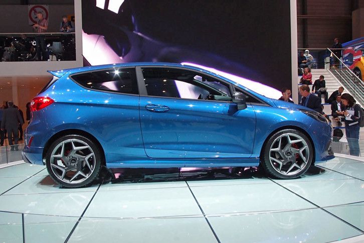 フォード・フィエスタST