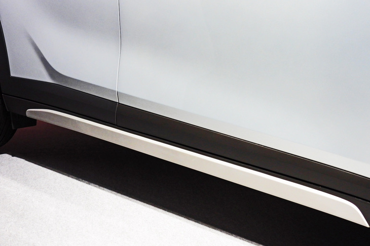 スズキ・フロンクス（サイドシル）