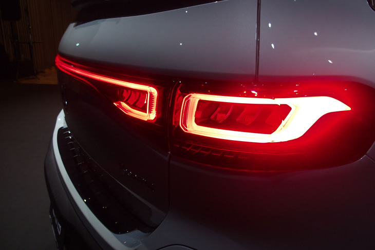 メルセデス・ベンツEQB350 4MATIC（リアコンビランプ）