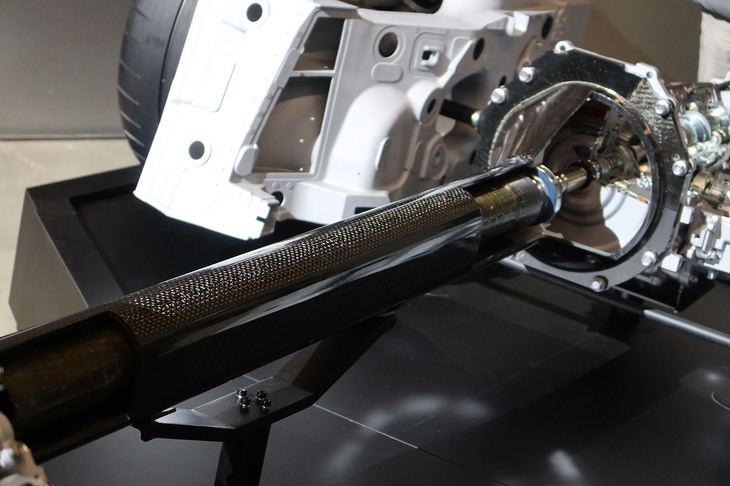 トヨタGR GT（ドライブシャフトのカットモデル）