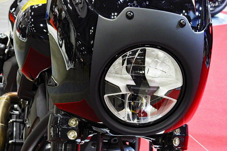 RSD（the Roland Sands Design）の手になる「インディアン・スカウト」。