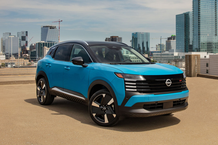 北米などではすでに販売されている新型「日産キックス」。日本の現行モデルは「e-POWER」専用車のため、整備され次第の導入だろうか。