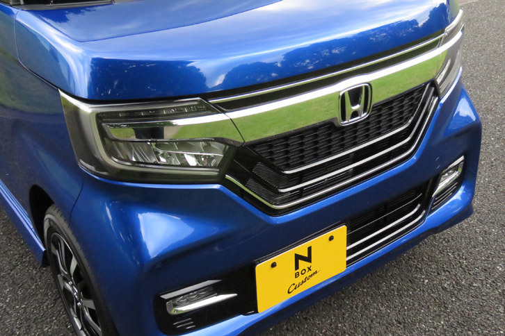 ホンダN-BOXカスタムG・L Honda SENSING（フロントまわり）