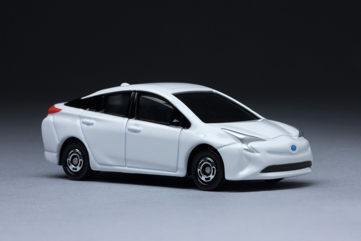 「トヨタ・プリウス」は、世界初の量産ハイブリッド車として1997年に誕生した。現行モデルは2015年12月に登場した4代目にあたる。