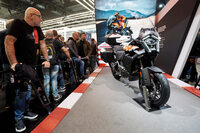 2024年の「EICMA」より、KTMのブースの様子。KTMは経営再建のゴタゴタもあり、今回の「東京モーターサイクルショー」は欠席となってしまった。次回はぜひ復帰してほしい。（写真：河野正士）