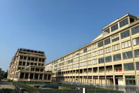 旧フィアットのリンゴット工場ビルは、1982年まで自動車生産に用いられていた。その後、パリの「ポンピドーセンター」で有名な建築家レンツォ・ピアノによって複合施設に生まれ変わり、現在に至る。2024年7月。