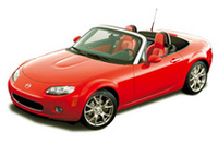 新型「マツダ・ロードスター」のデビュー記念車がニューヨークにの画像