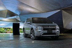 三菱デリカD：5／アウトランダーPHEV」に「オールブラックス」との