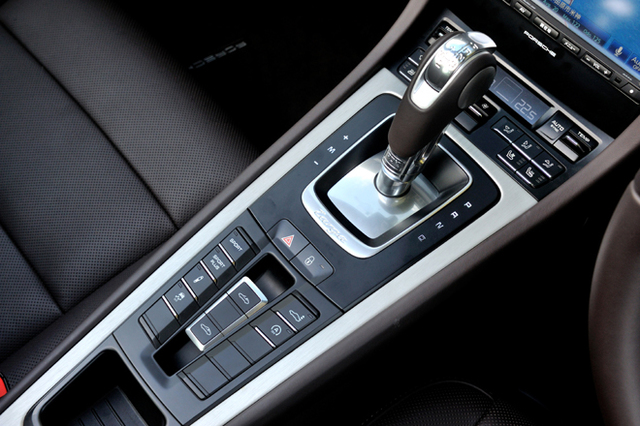 タルガ　リピ ポルシェ911タルガ4（4WD/7AT）【試乗記】 最新は最楽 - webCG