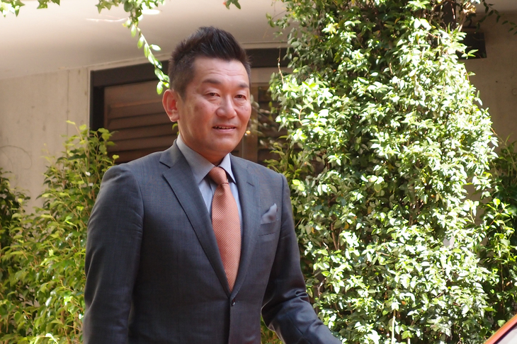 
	水上さんはホンダに1986年に入社後、「インテグラ タイプR」2005年モデルや「アコード／インスパイア」2008年モデルの車体研究開発責任者を歴任。2014年からはマイスターとしてダイナミック性能の統括責任者も務めている。
	