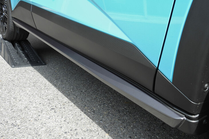 日産リーフB7 G用品装着車（サイドアンダープロテクター）