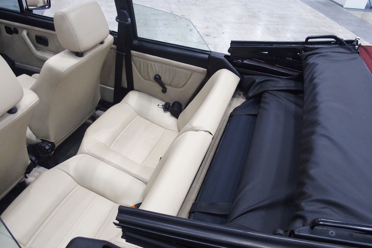 フォルクスワーゲン・ゴルフ カブリオ クラシックライン（1992年）／スピニングガレージ