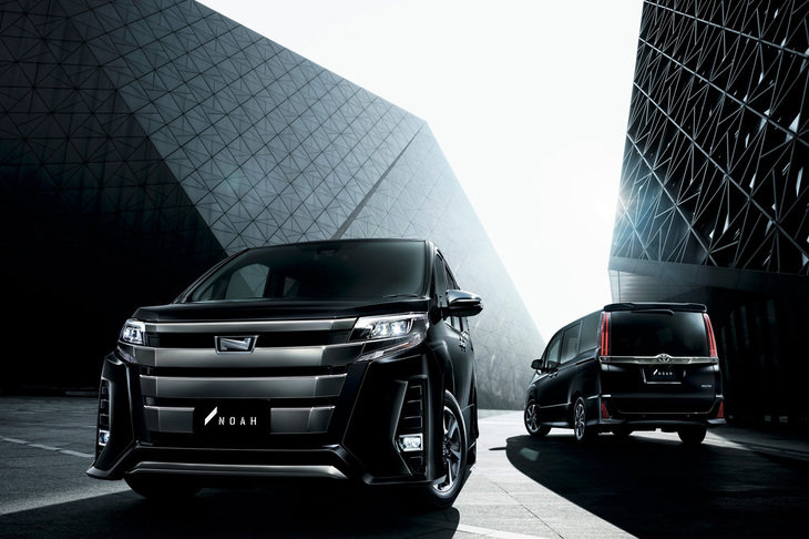 トヨタ・ヴォクシーZS“煌 Ⅲ”