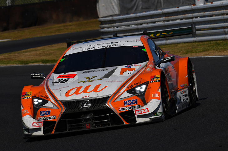 予選4位からスタートし、長くトップの座を守ったNo.36 au TOM'S LC500（中嶋一貴／関口雄飛）。最終的に2位でレースを終えた。