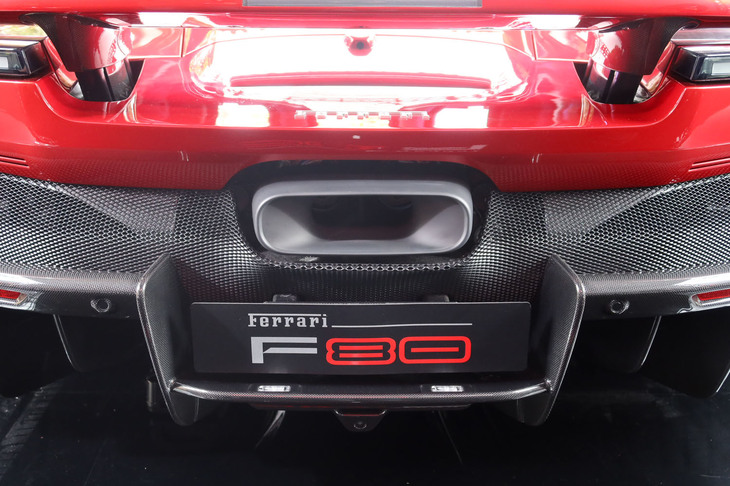 フェラーリF80（エキゾーストパイプ）