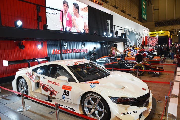 「東京オートサロン2016」のホンダブースの様子。