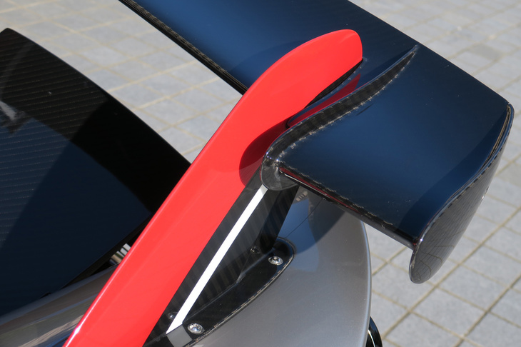 パガーニ・ウアイラ ロードスターBC（リアウイング）