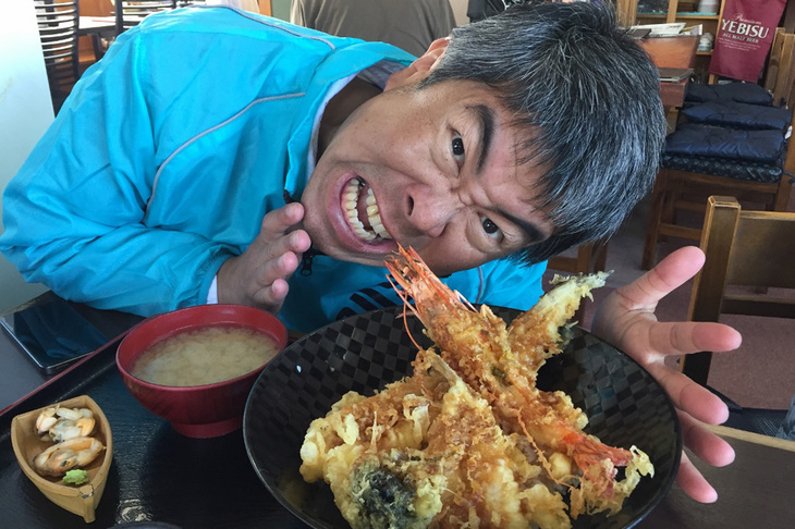 池之平昌信カメラマン。現在は「ランエボVI」を所有。