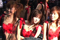 【Movie】東京オートサロン2005　クルマもギャルもお客も熱い！