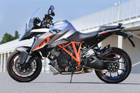 KTM1290スーパーデュークGT