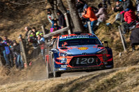 2位でフィニッシュしたヌービル。惜しくも敗れたものの、最後まで諦めない走りはトリハダものだった。