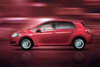 「トヨタ・オーリス」にもハイブリッド！ 2010年後半から