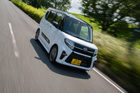 以前は“子育てファミリーのクルマ”だった軽スーパーハイトワゴンだが、人気が増すにつれてユーザー層も多様化。今では、若者から高齢者まで、幅広いユーザーが購入するクルマとなった。