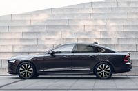 ボルボが最上級セダン「S90」を日本に再導入　受注生産のかたちで9月1日に販売を開始の画像