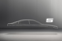 新型「BMW5シリーズ」、公開迫る！