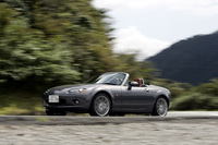 マツダ・ロードスターVS RHT（FR/6AT)【ブリーフテスト】の画像